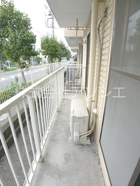 ヒルズ花田弐番館 ベランダ