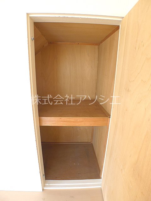 キャピタル高久　A 収納