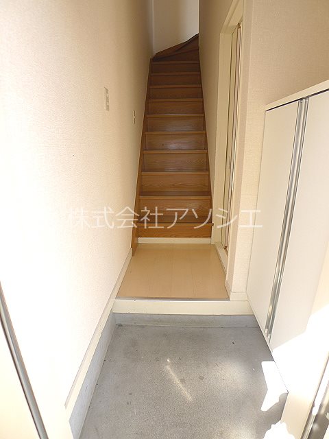 キャピタル高久　A 玄関
