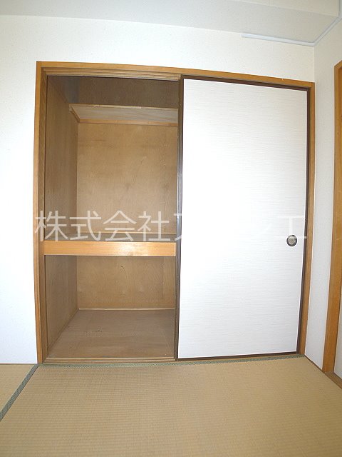 アプローズ越谷 収納