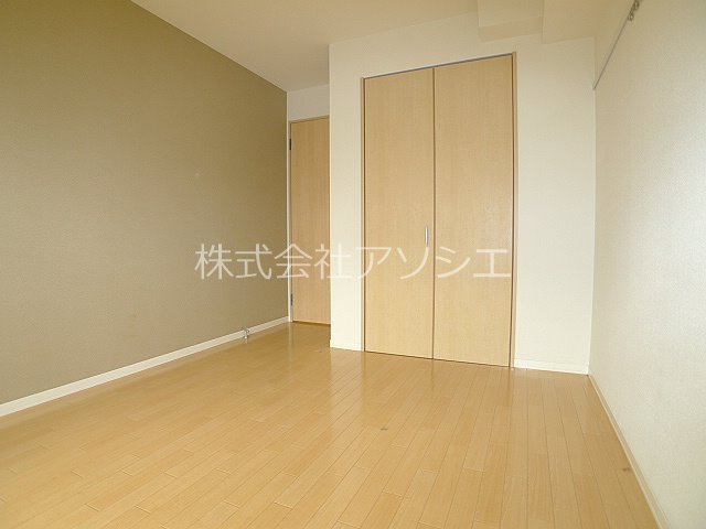 アベニール リビング