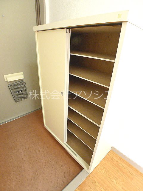 エクセル千間台　C棟 収納
