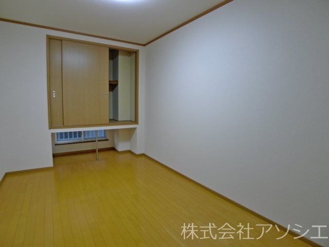 アーバン清水 ベッドルーム