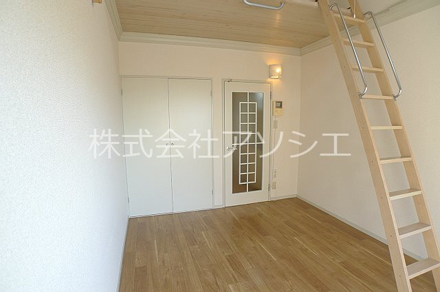 アネックスローズⅡ リビング