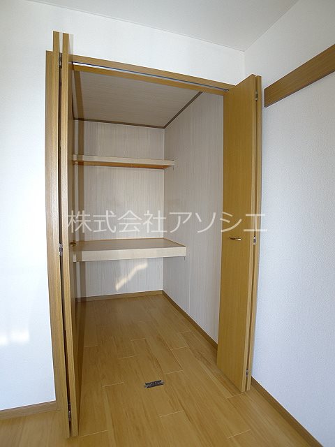 サニーヒルズⅡ 収納