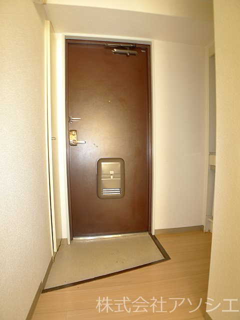 アコード草加 玄関