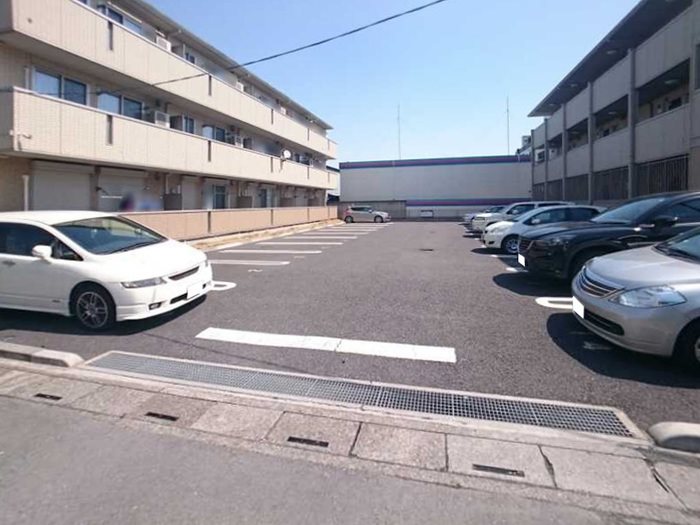 アプリコットガーデン　B 駐車場