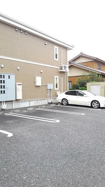 アルカディアⅡ 駐車場