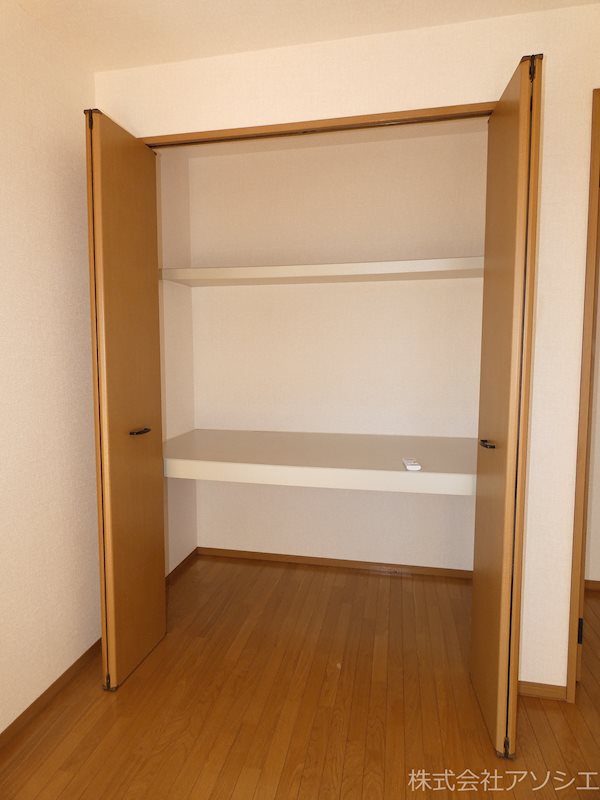アピエ　六番館 収納