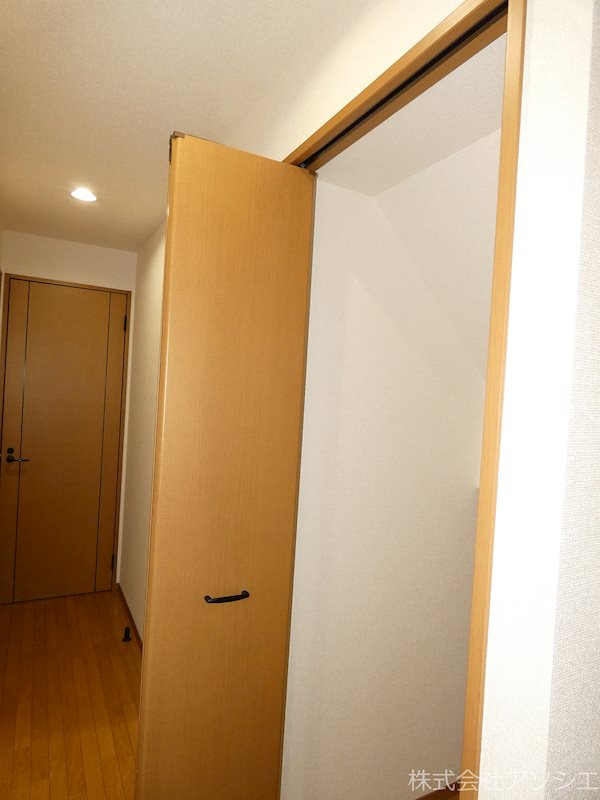 アピエ　六番館 収納