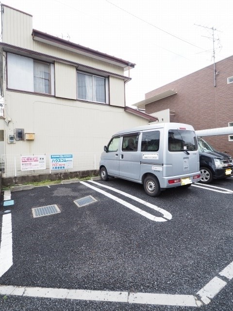 アルカディアⅢ 駐車場
