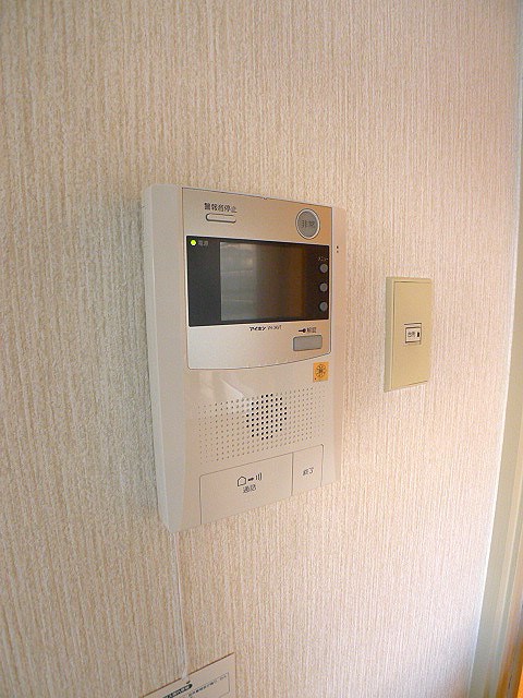 アローハイツ越谷 セキュリティ