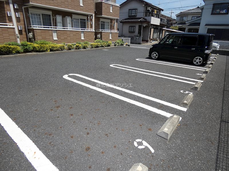 アプローズ 駐車場