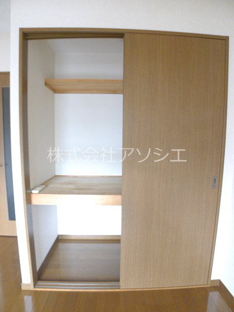 プレール越谷 収納