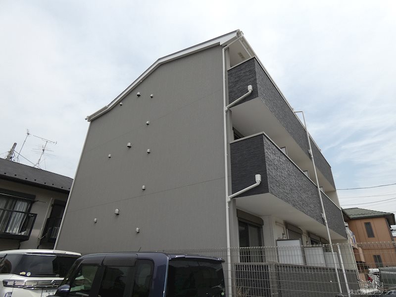 ウエストガーデン吉川 外観