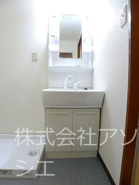 会田ビル 洗面所