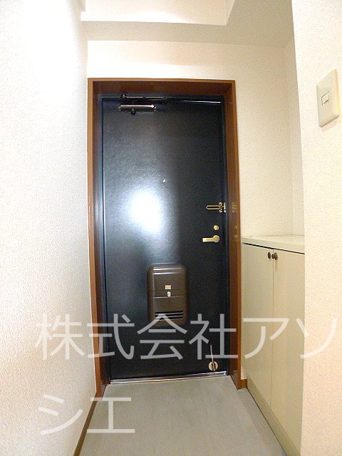 会田ビル 玄関