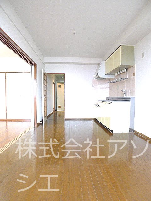 会田ビル リビング