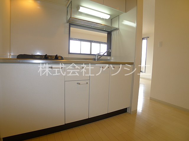 アヴァンティ キッチン