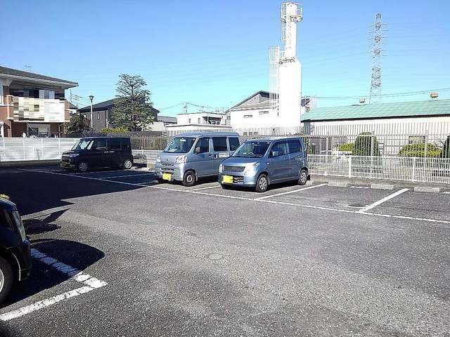 サンクレストール吉岡Y 駐車場