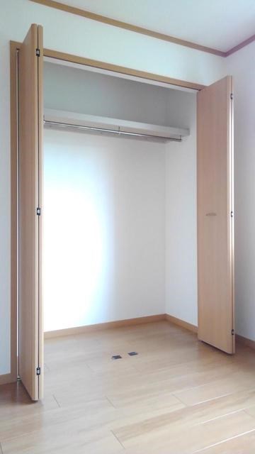 アラモードⅡ 収納