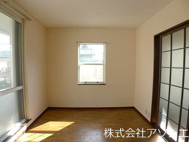 アトレーユ リビング
