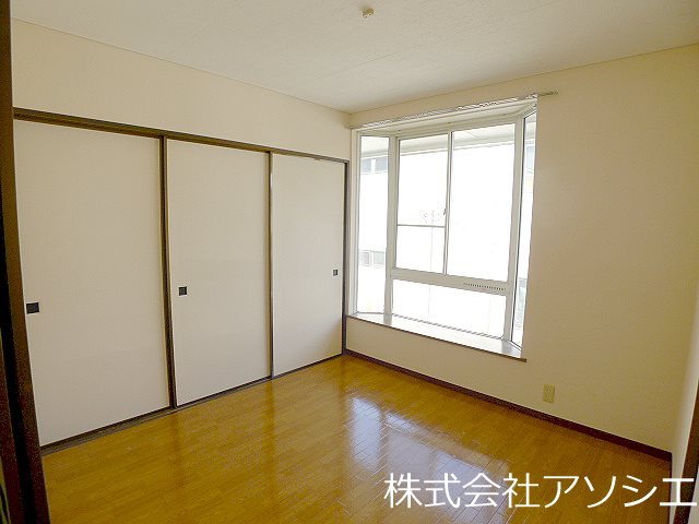 アトレーユ リビング