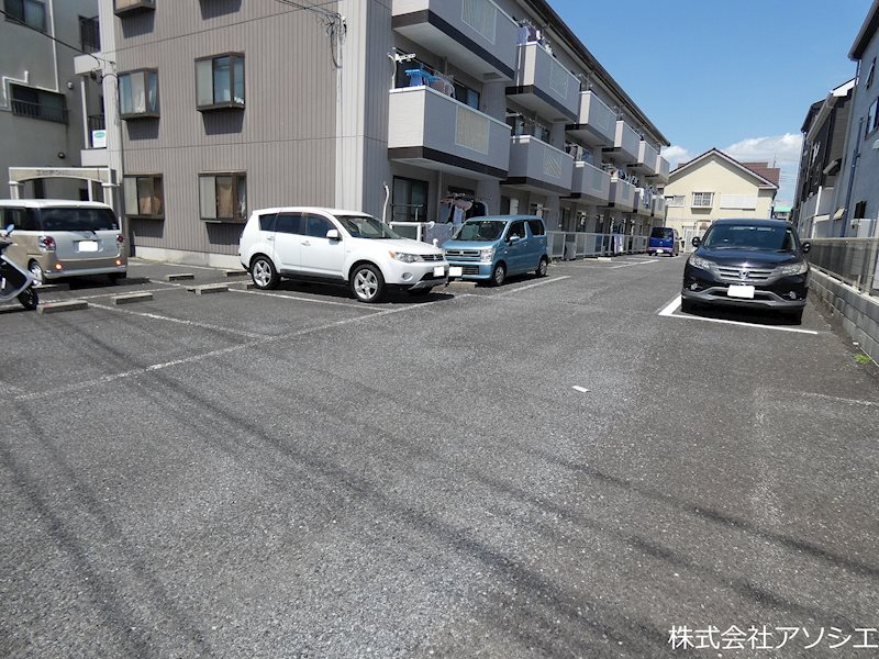 エピデンドルム 駐車場
