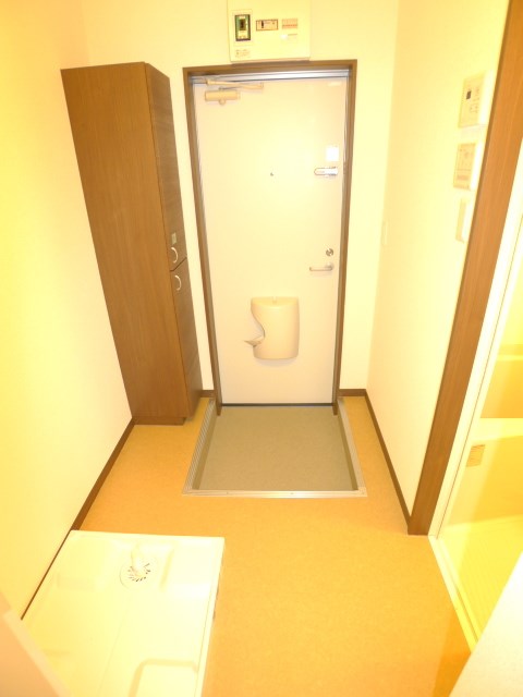エクセル茜町 玄関