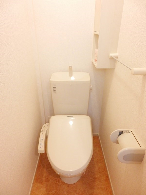 カーネミリオーネ トイレ