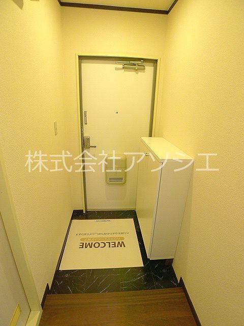 酒井ビル 玄関