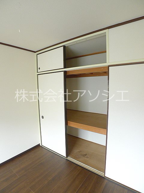 酒井ビル 収納