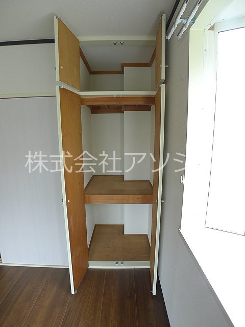 酒井ビル 収納