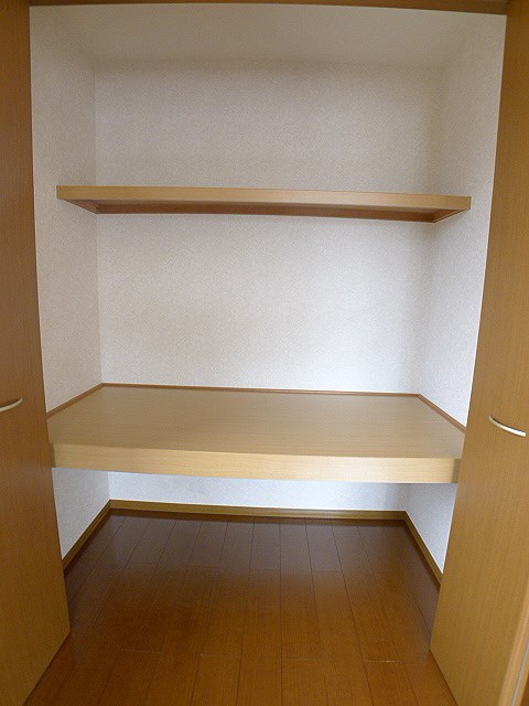 カームリーⅠ 収納