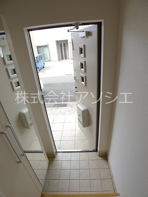 グラース・アビタシオンⅣ 玄関