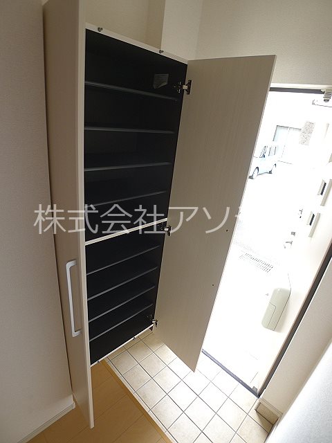 グラース・アビタシオンⅣ 収納