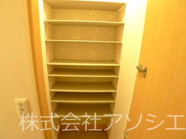 アンクレージュⅠ 収納