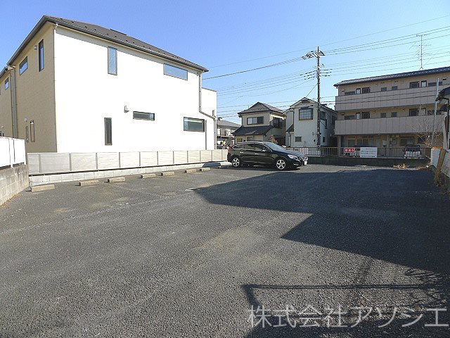 グランドマンションカシニョール 駐車場