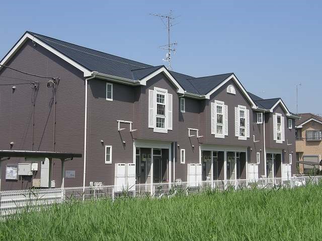 グランドール(吉川市) 外観