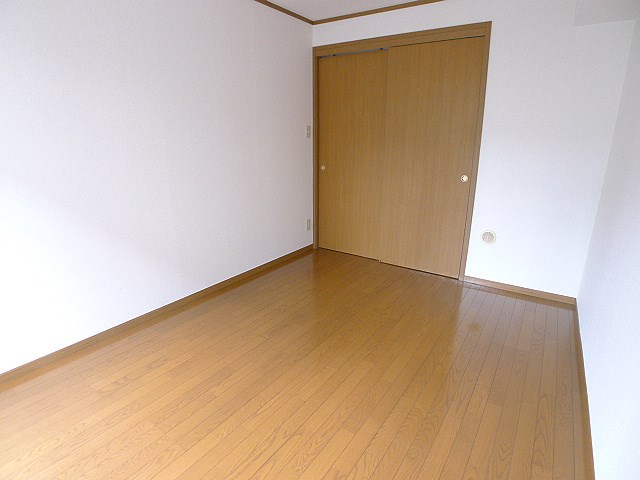 グランドール(吉川市) ベッドルーム
