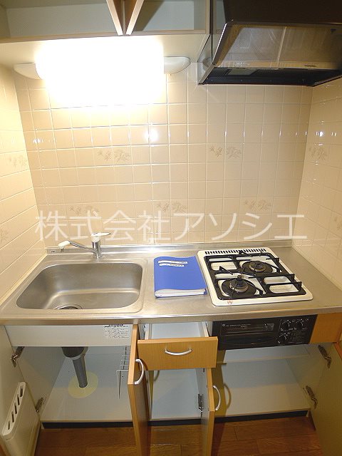 レディースコート越谷 キッチン