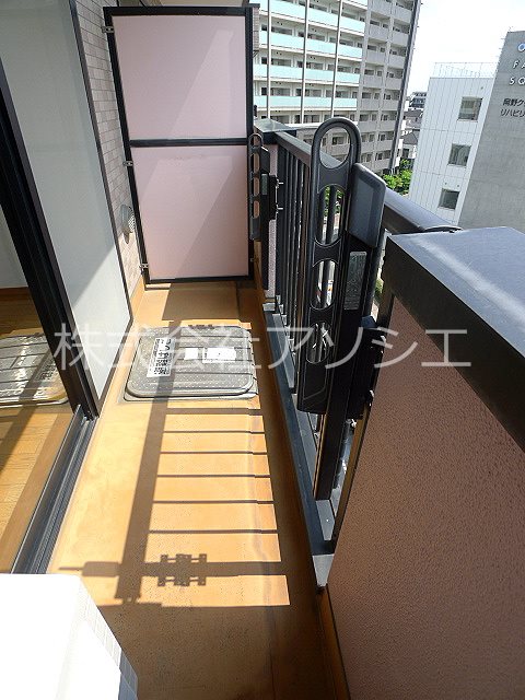 レディースコート越谷 ベランダ