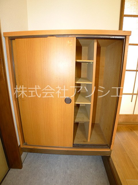 コーポ梅園 収納