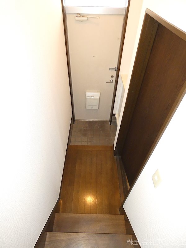 テラスヴェルデC棟 玄関