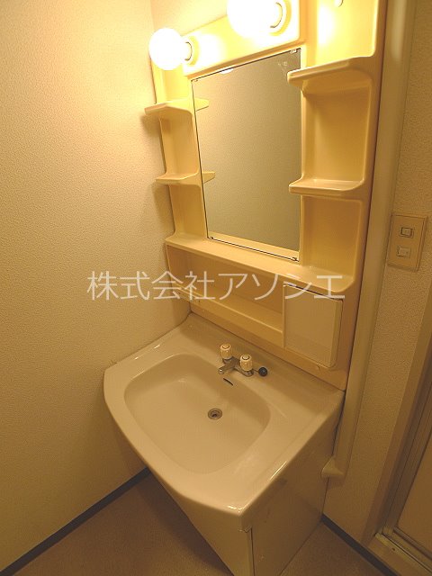 エンブレム東大沢 洗面所