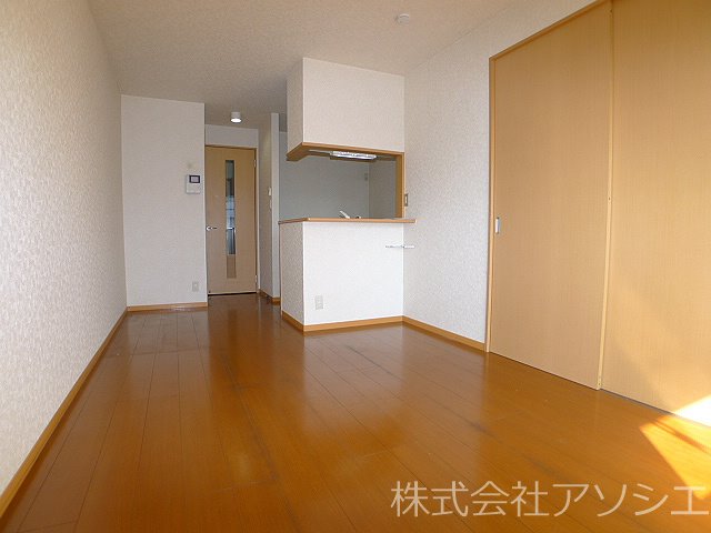ヴィオレシャトー リビング