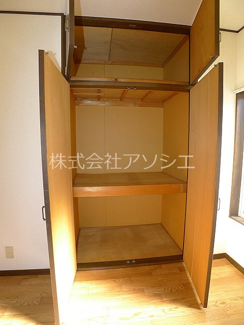 林貸家 収納