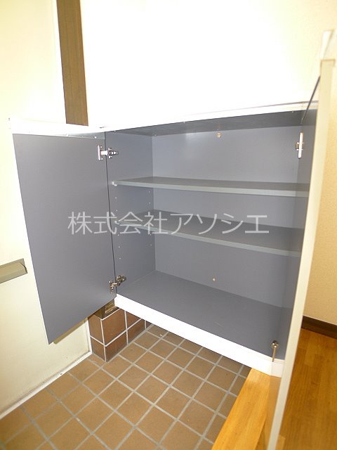 林貸家 収納
