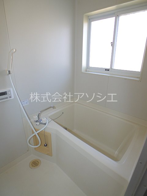 林貸家 風呂画像