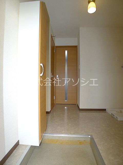 アンリシール八幡 玄関